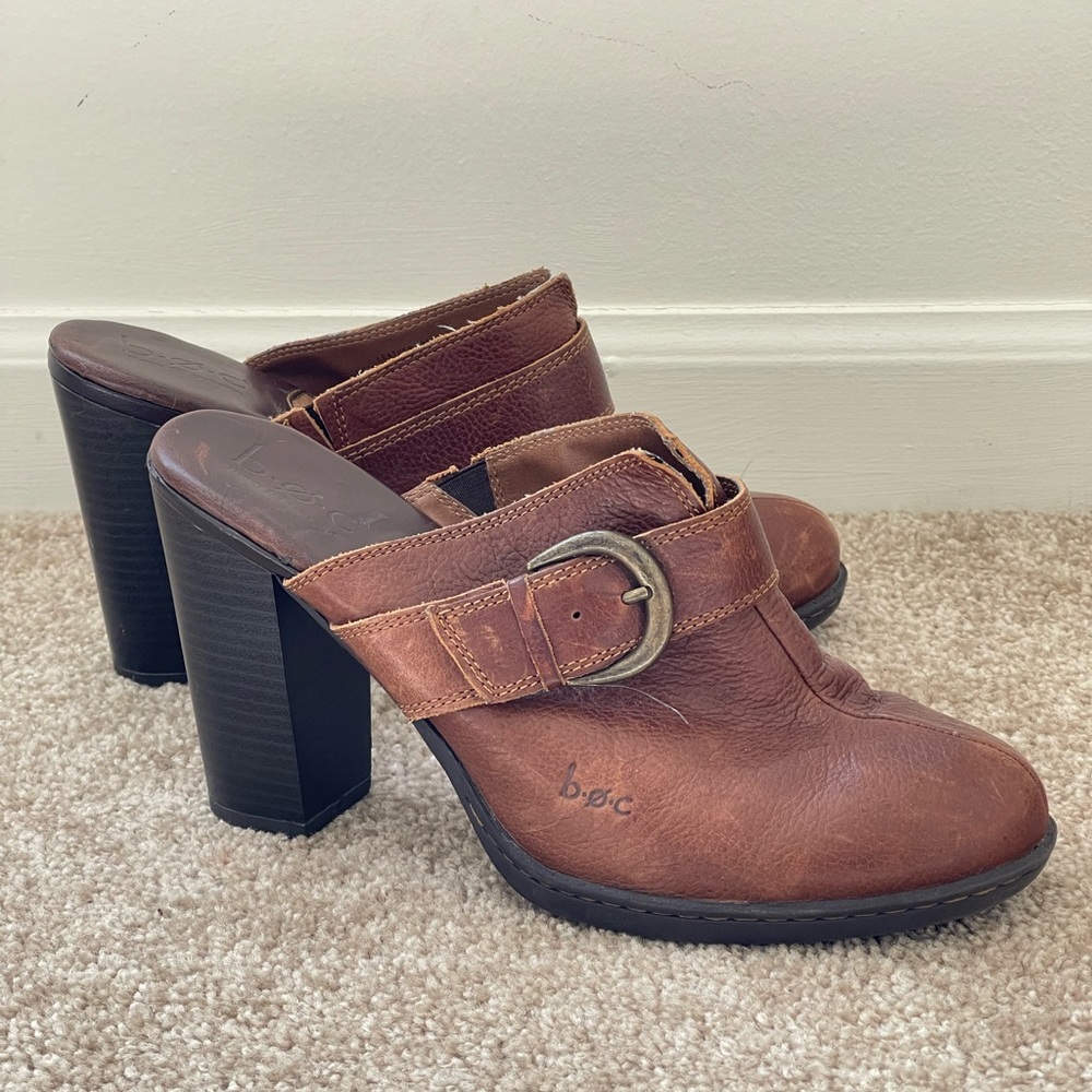 b.o.c. Women's Brown Leather Heeled Mules